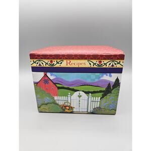 CR Gibson Jim Shore Family Farms Recipe File Box Picket Fence Cow Hills Q2-8093